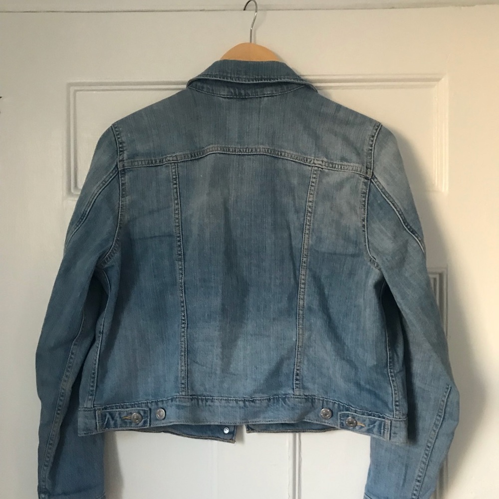 🚫SOLD 🚫 Levi’s Jean Jacket - Picture 3 of 3